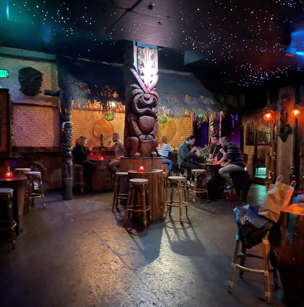 photo of interior of Pagan Idol, San Francisco